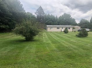 138 Parish Ln, Long Pond, PA 18334