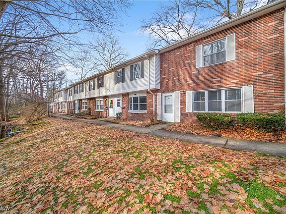 3rd image of 762 Mentor Ave APT 41