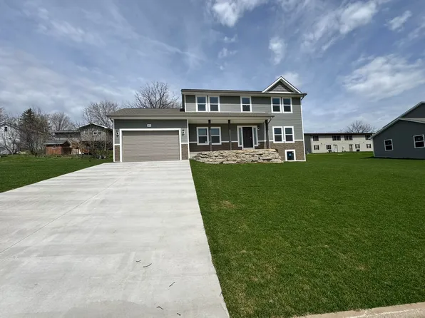306 Filardo Ct, Mineral Point, WI 53565