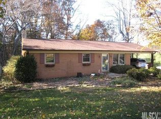 2340 & 2350 6th Street Ct SE, Hickory, NC 28602