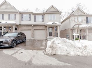 50 Pinnacle Dr #55, Kitchener, ON N2P0H8