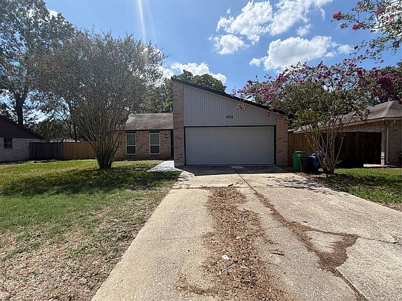 3rd image of 23815 Firegate Dr