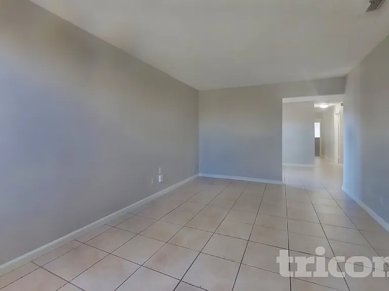 6644 Hometown Way — Photo 8