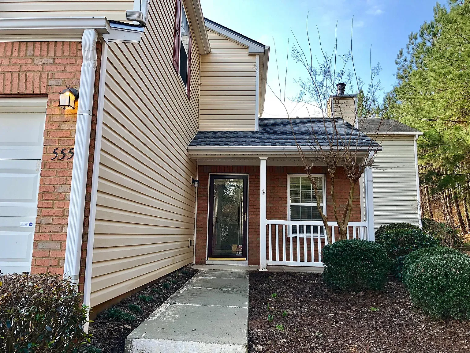 3 bed, 2.5 bath, 1232 sqft, $2,000 — Photo 2