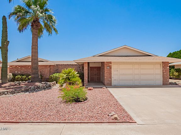 2nd image of 10325 W CAMEO Drive
