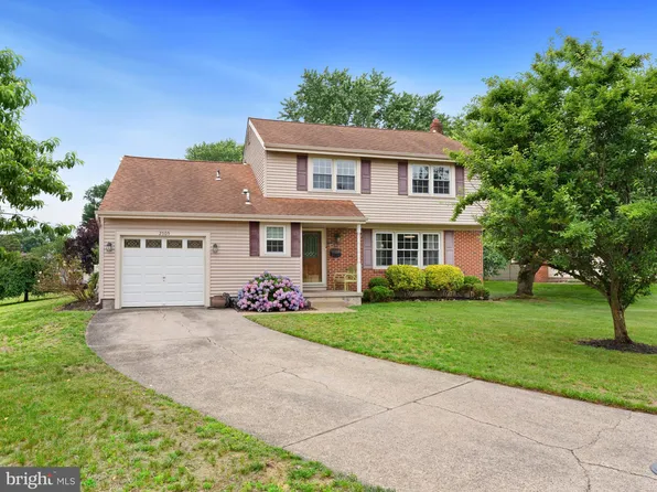 2505 Yellowstone Rd, Cinnaminson, NJ 08077