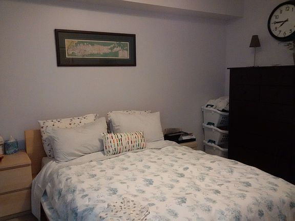 3rd image of 2138 47th St #1