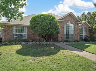 705 Tahoe Trail Dr, Hewitt, TX 76643