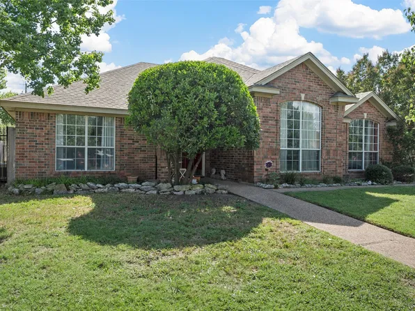705 Tahoe Trail Dr, Hewitt, TX 76643