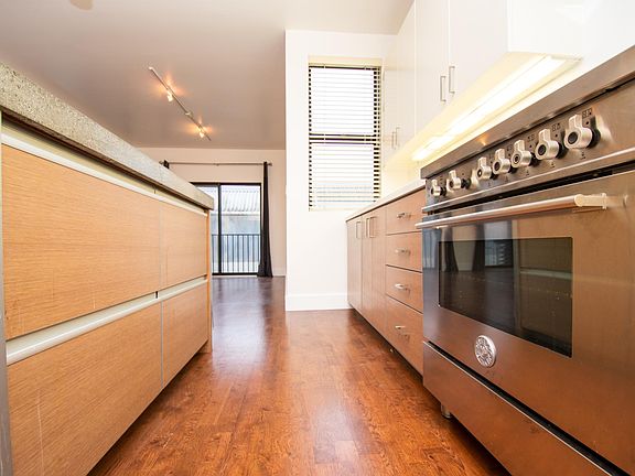 2nd image of 22 Boardman Pl