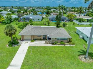 1313 SE 40th St, Cape Coral, FL 33904