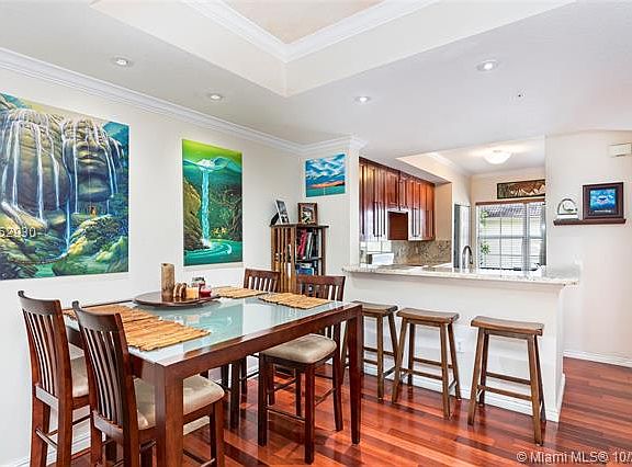 5th image of 754 NE 90th St Unit 704
