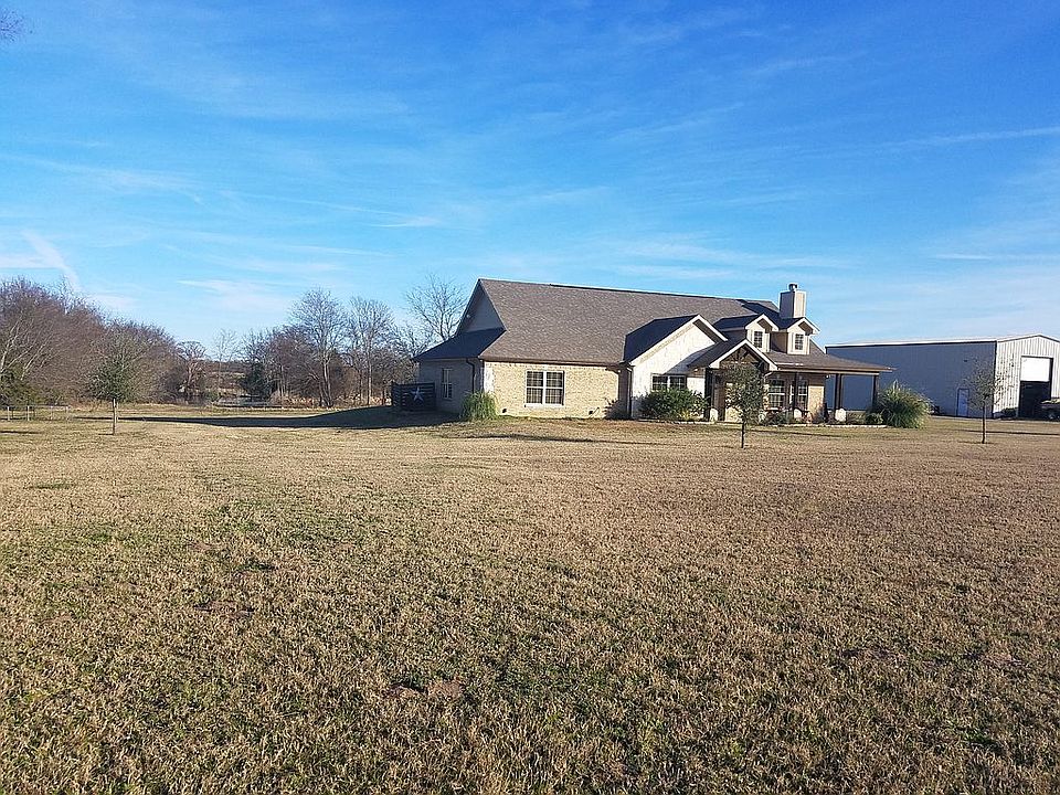 2nd image of 1345 Vz County Road 4930