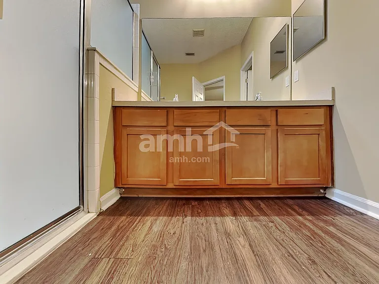 7093 Rapid River Dr W — Photo 11