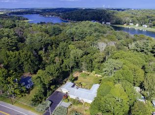 335 Essex Ave, Gloucester, MA 01930