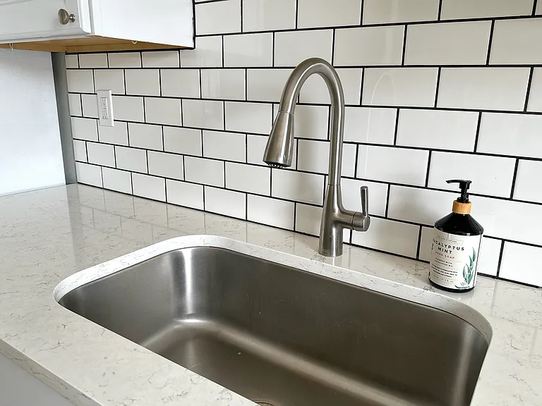 4444 Swift Rd #2 — Photo 3