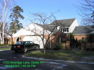 1703 Briaridge Ln, Angola, NY 14047
