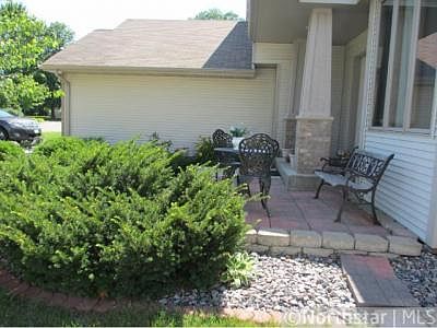 3rd image of 10043 Butternut Ct N