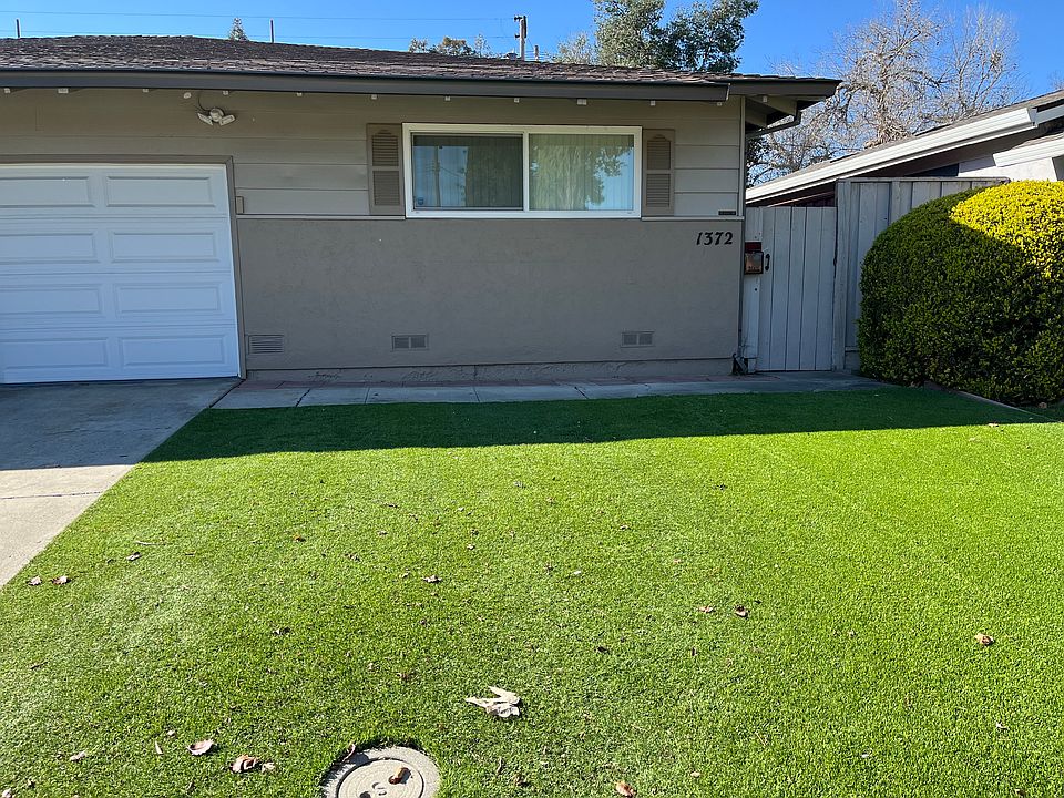 1st image of 1372 White Dr #1/2