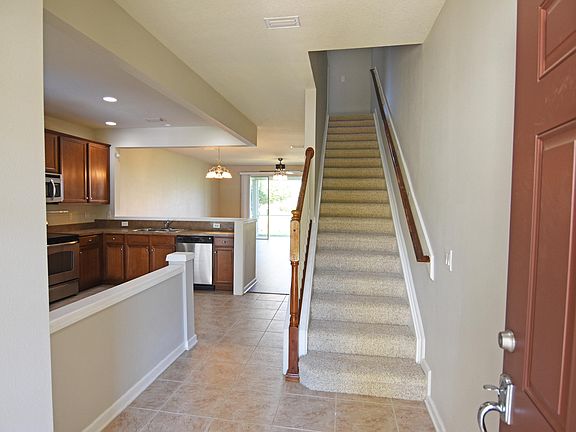 5th image of 13436 ENGLISH PEAK Court #9D