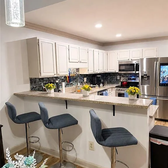 8945 Carroll Manor Dr — Photo 14