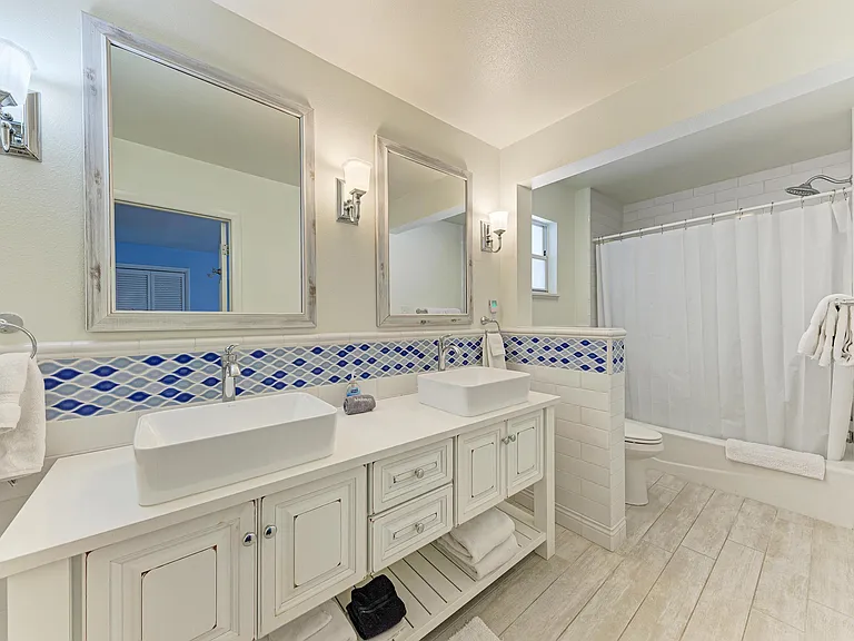 102 Palmetto Ave — Photo 3