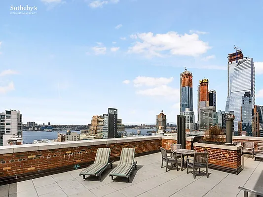 Rented by Sotheby's International Realty | media 7