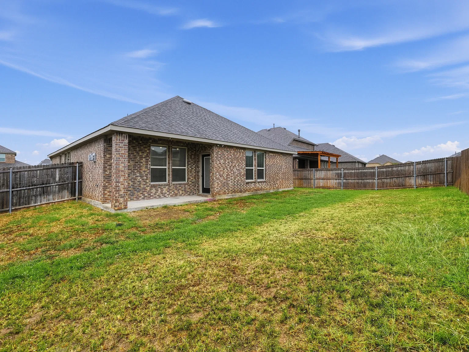 5 bed, 2135 sqft, $3,250 — Photo 4
