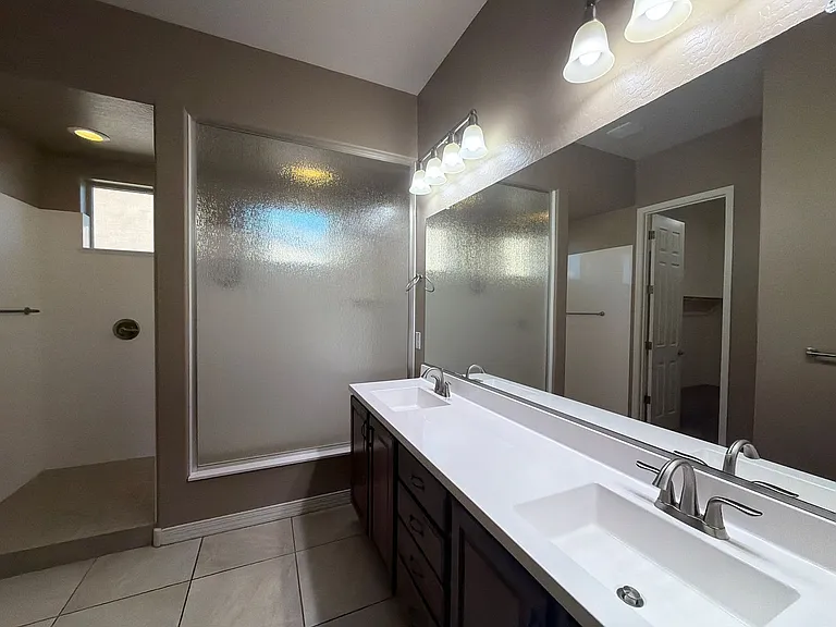 15959 W Cameron Dr — Photo 10