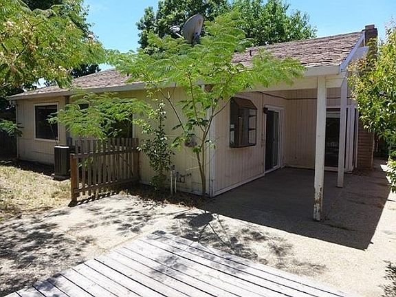 2nd image of 8257 Summerplace Dr