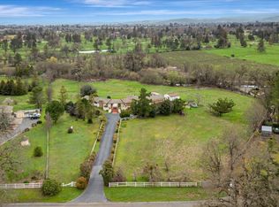 5435 Bravo Toro Ln, Santa Rosa, CA 95401