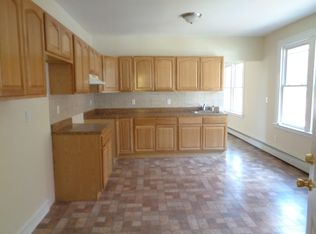 68 Brewster St UNIT 2, Waterbury, CT 06704
