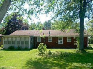 1807 Broadway Ave, Benton Harbor, MI 49022