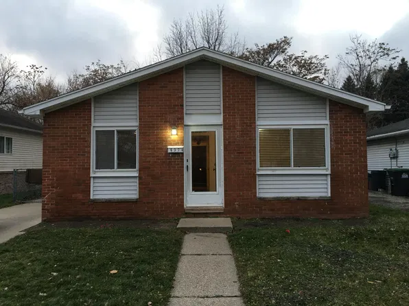 6374 Glenis St, Taylor, MI 48180