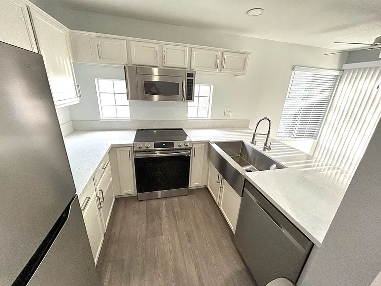 2100 Jetty Rock Dr #208 — Photo 5