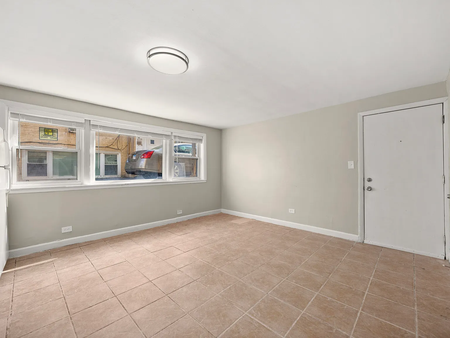 1 bed, $1,240 — Photo 4