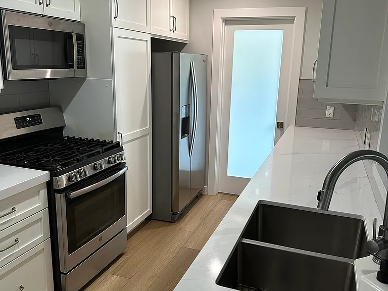 2125 Fidler Ave — Photo 15