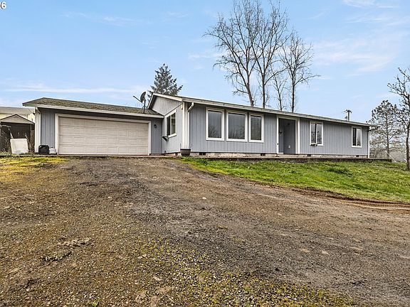 2nd image of 220 Wells Rd