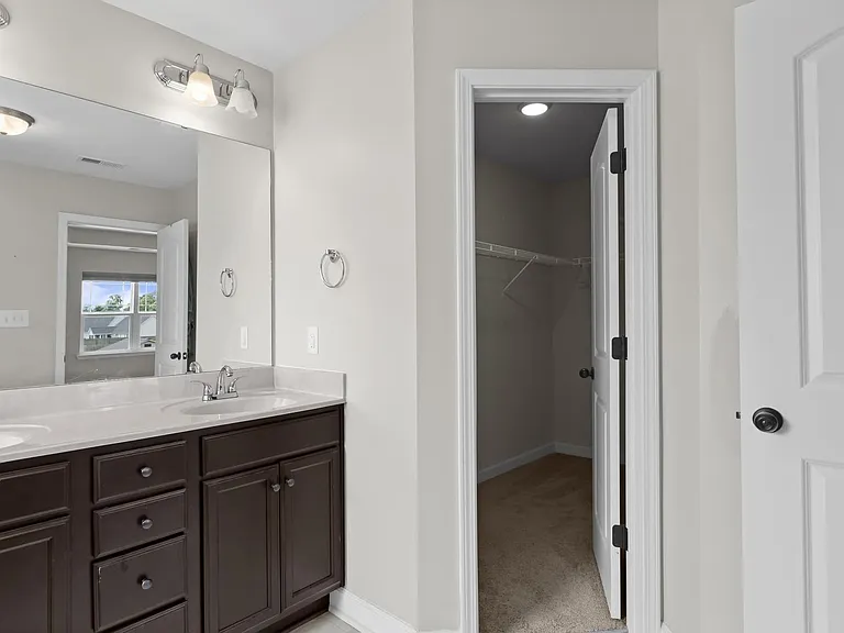 114 Bridgeport Dr — Photo 12