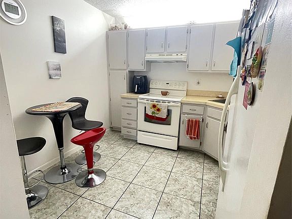 3rd image of 3179 Cocoplum Circle #3384