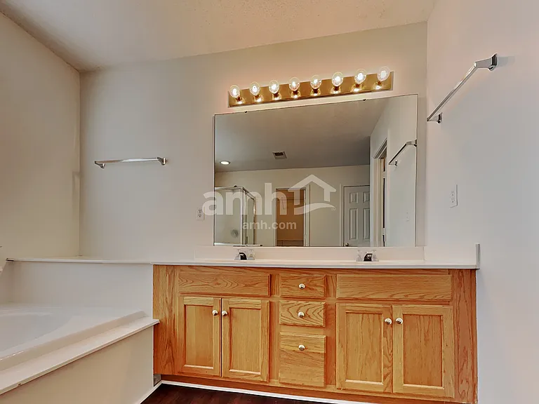 3507 Lusby Ct — Photo 12