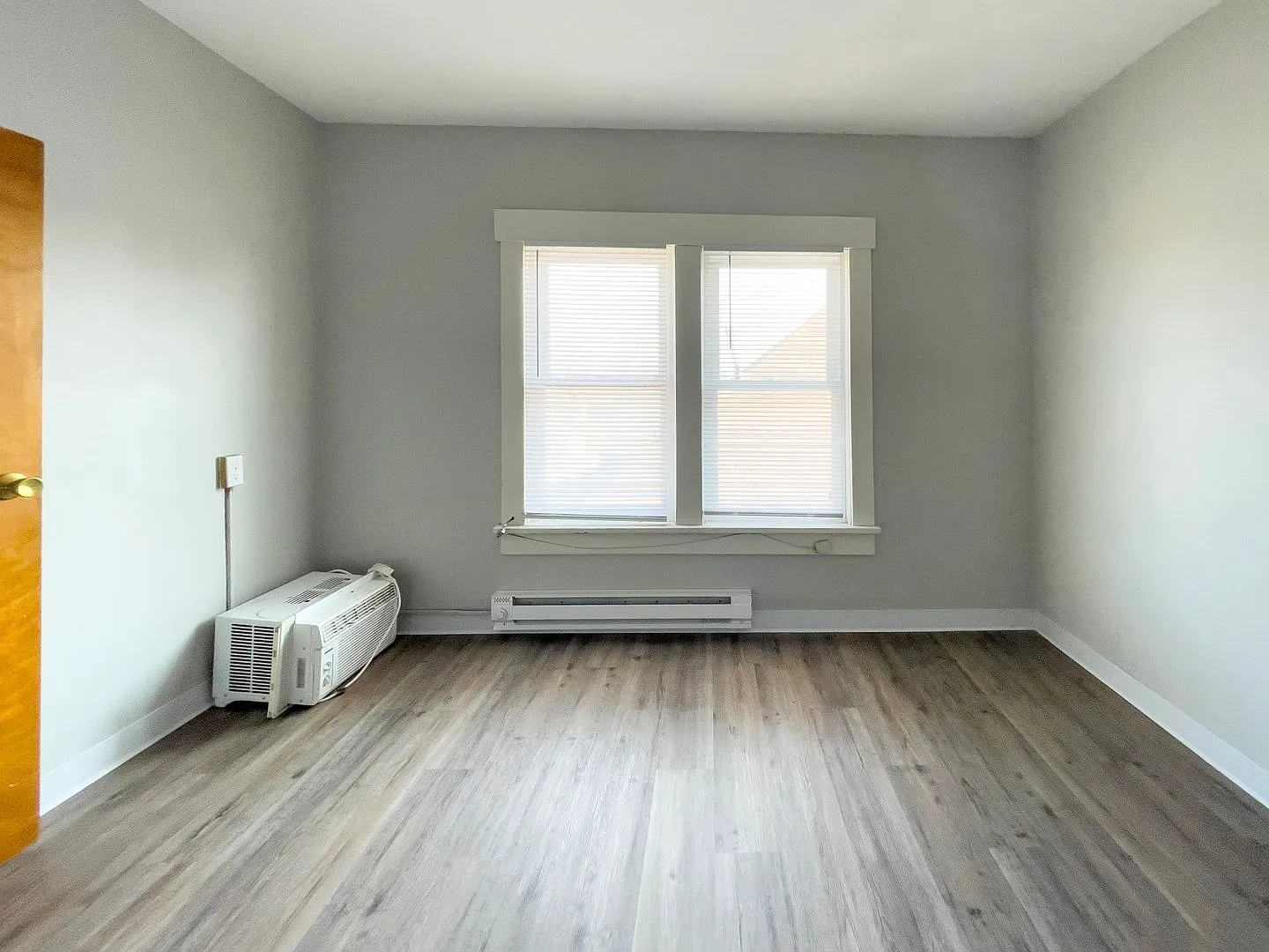 Studio Apartment for Rent- Prime Location Near Ball State! — Photo 2