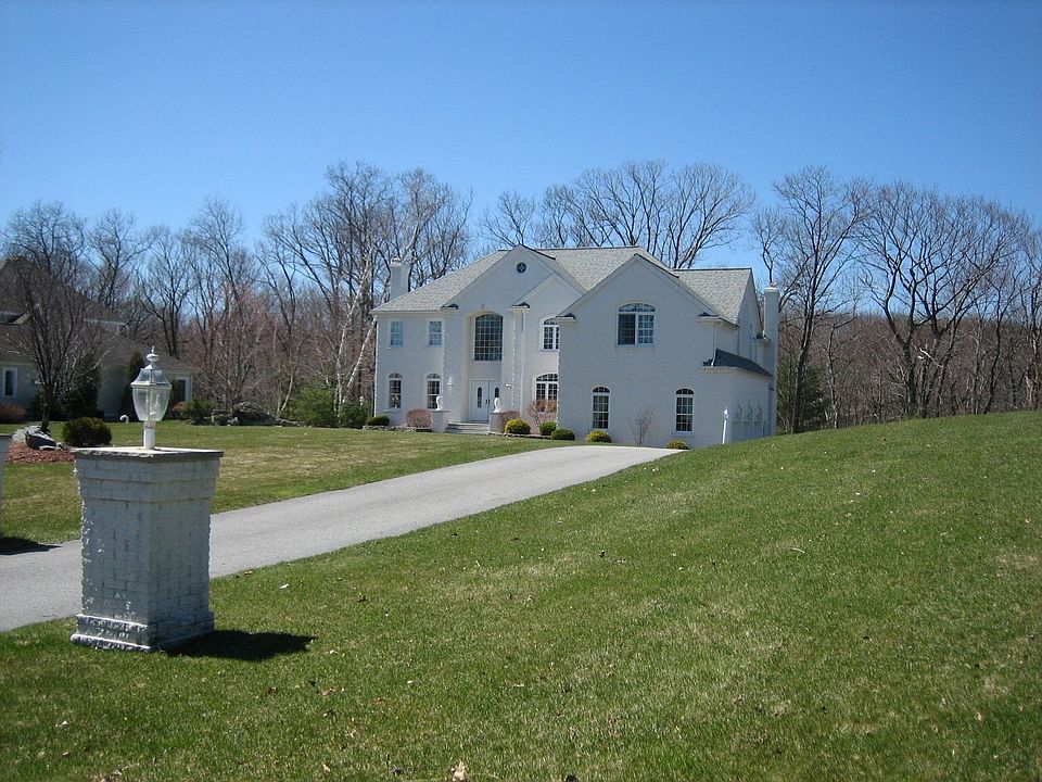 1st image of 55 Sherwood Dr