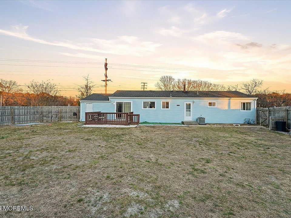 1st image of 980 Fischer Boulevard