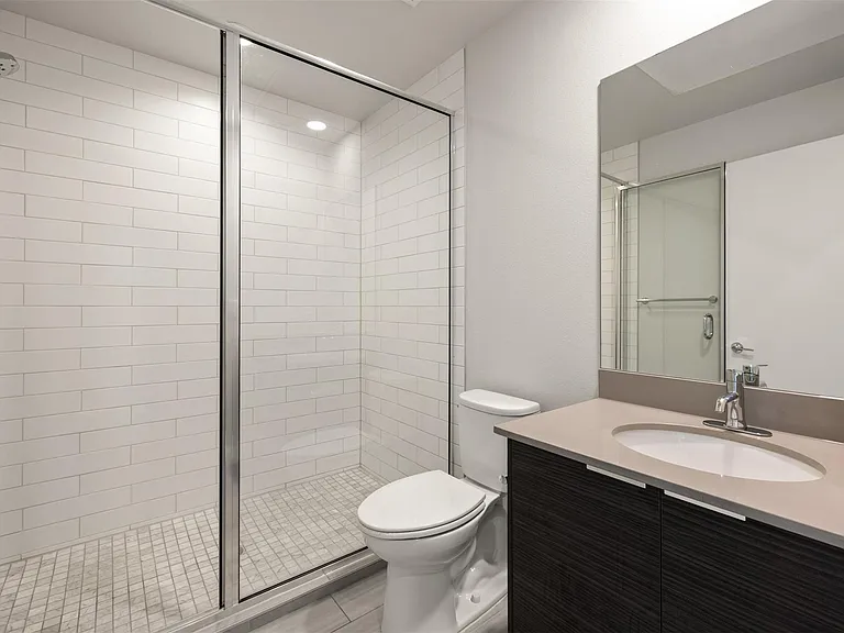 1800 E 4th St #327 — Photo 18