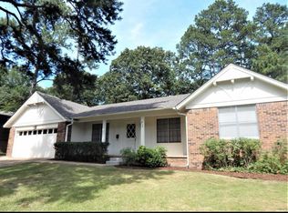 71 Kingspark Rd, Little Rock, AR 72227