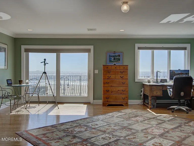 1007 Ocean Ave — Photo 37