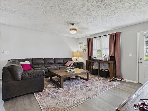 2nd image of 24030 Tallboy Ln