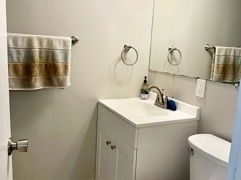 95 W Elm St #7 — Photo 18