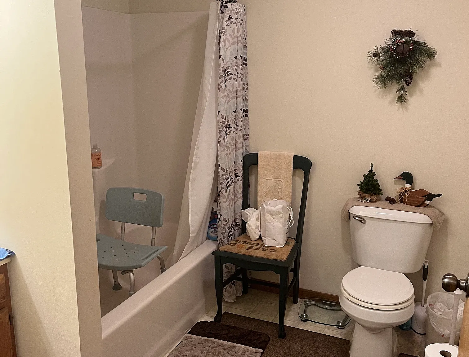 2 bed, 1000 sqft, $1,225 — Photo 2